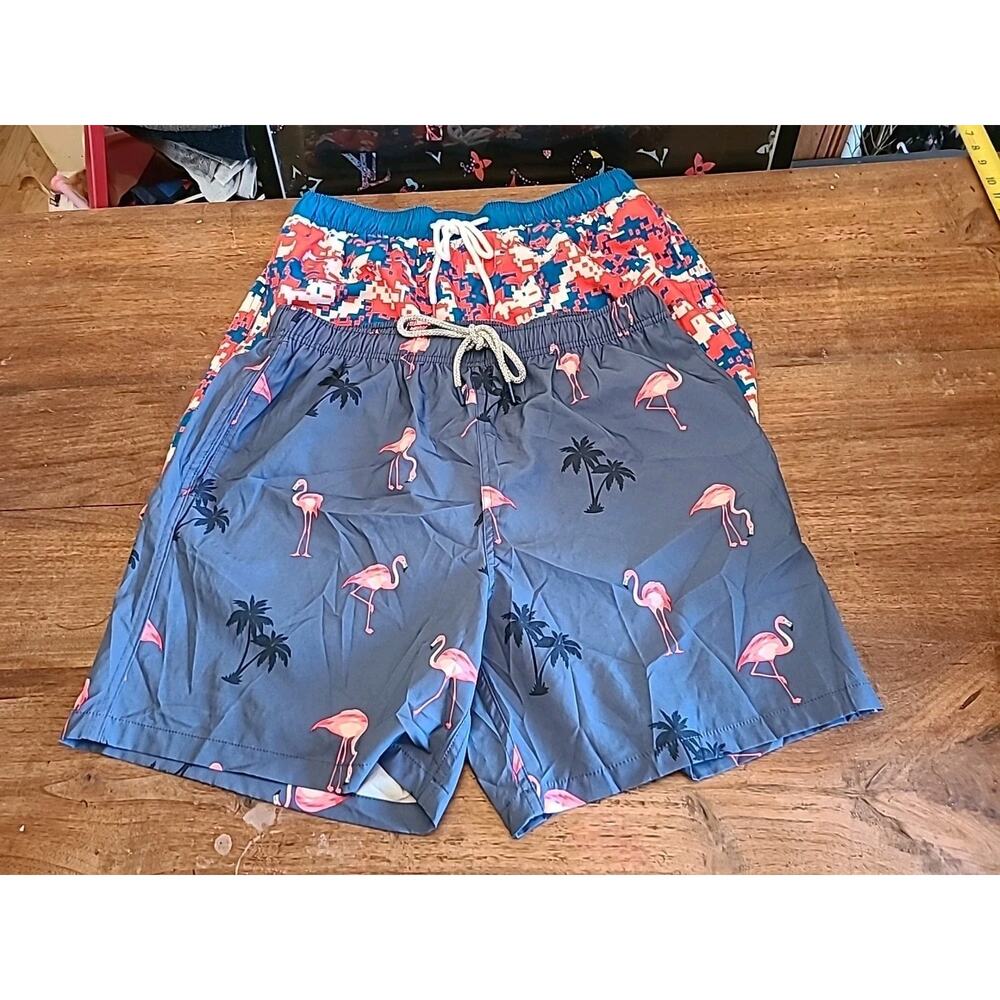 Mens Swim Trunks Lot Of 2 Flamingo Patriotic Size M L